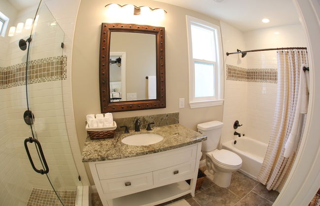 Stunning 8 bedroom 6 bathroom Pool Home - Foto 26