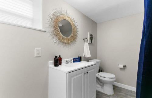 10 Mins to Downtown Modern in Magic City- Unit B - Foto 23