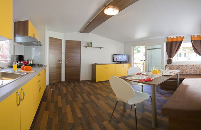 Mobile homes - Photo 9