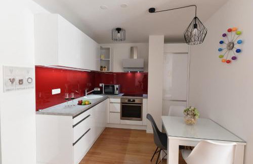 Mary's apartment - with free parking - Photo 2