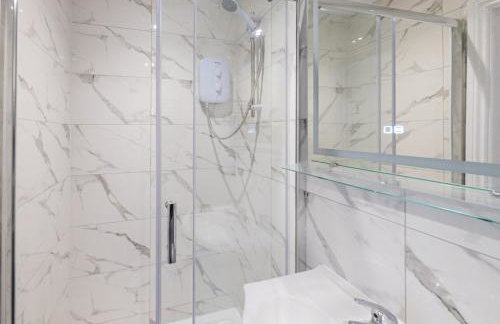 5 Bedroom 5 Bathroom House Portsmouth Docks - Foto 37