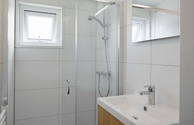 Modern Bungalow With two Bathrooms, Near the Beach - Photo 9