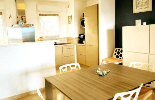 T3, vue mer,piscine, garage - Foto 9