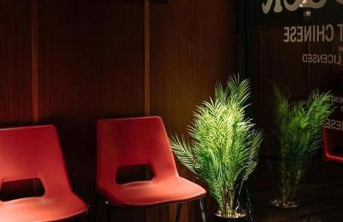 Converted Bar & Chinese Takeaway - Foto 16