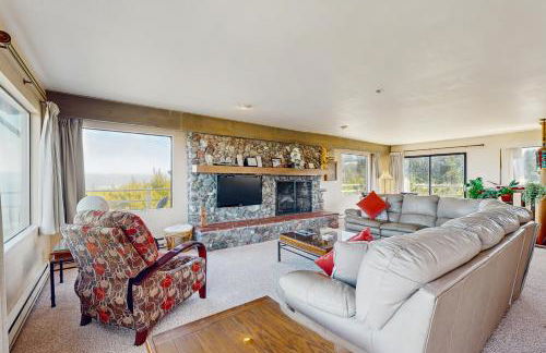 Oceanfront Home - Stunning Views & Private Hot Tub - Foto 4