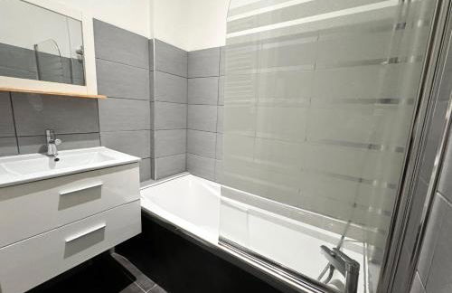 Les Cinq Lys - Foto 23