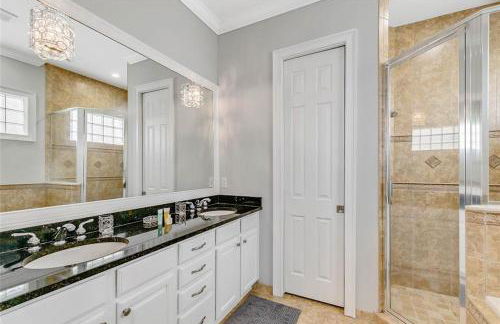 5 Bedrooms with In-law suite REUNION RESORT Villa Pool, Spa, NO water park - Foto 21