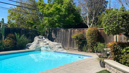 Relaxing 3-room Apartment with yard pool, Near Santana Row - Foto 2