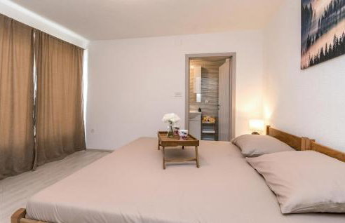 7 Bedroom Awesome Home In Polaca - Foto 29