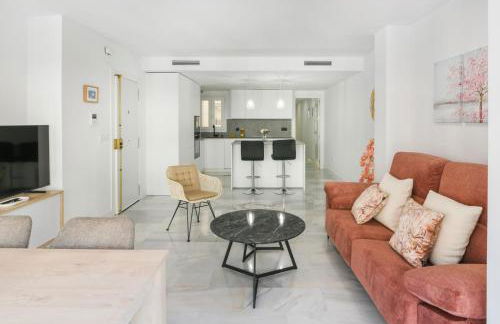 Magnificent- 2Bd 2Bth- City Center - Photo 14