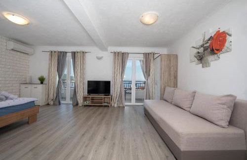 Apartmani Nina & Mili - Photo 13