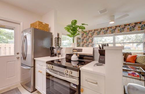 Hot Tub and Courtyard Access! North Palm Beach Home - Foto 9