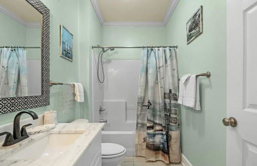 Newly Renovated Condo Minutes from The Beach, OWA Water Park and Tanger Outlets - Foto 30