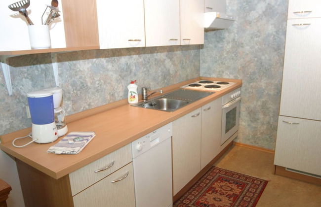 Cozy Apartment near Ski Area in Bad Kleinkirchheim - Photo 7