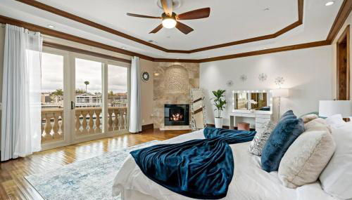 Huntington Harbour Waterfront Home - Foto 2