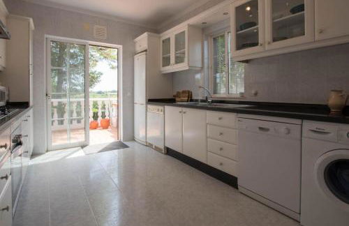 Casa Novo Horizonte by Portucasa - Photo 38