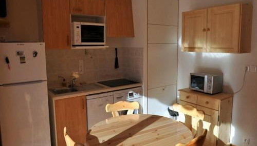 Charmant studio avec terrasse sud, animaux admis, parking - Photo 5