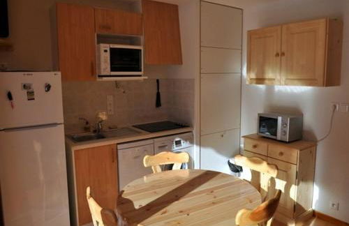 Charmant studio avec terrasse sud, animaux admis, parking - FR-1-692-72 - Foto 8