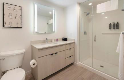 Landing Stylish 2BD Pool Gym - Foto 16