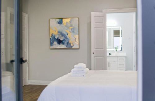 Waterfront Home with Views - Hot Tub & Movie Theatre - Foto 16