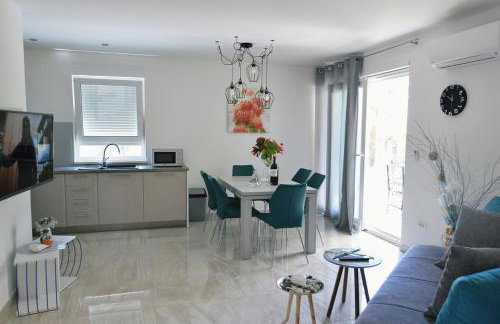 Villa Perla with swimming pool, Lovran - Opatija - Photo 31