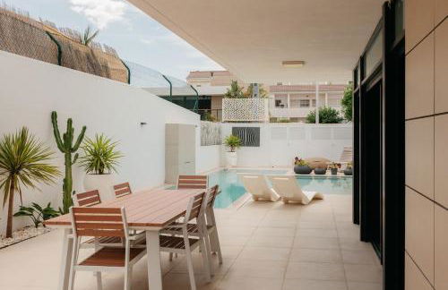 Grand Villa with Pool - Foto 7