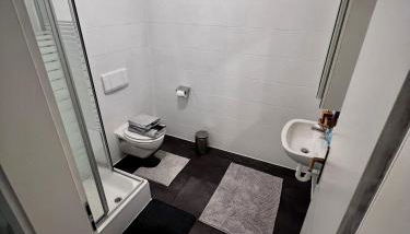 Apartment Ferienwohnung mit Grünem Blick Terrasse & Neu saniert Bordinghaus 24h Check-In in Freudenberg am Main - Foto 2, Shower