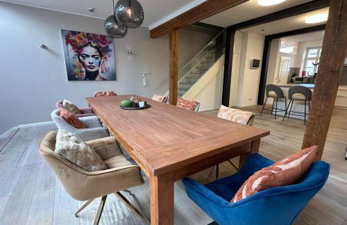 DOM LIVING - LuxusHaus - Photo 10