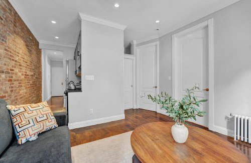 Gramercy Apartment - 3BR 2BA Modern Central - Foto 34