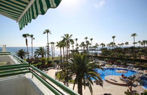 Luxury Apartments in first beach line with pool - Foto 11