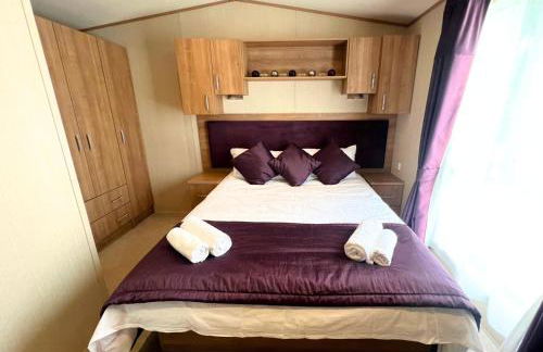 Haven Holiday Home at Kent Coast Allhallows - Photo 8