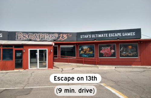 Unique SLC Getaway 2-Bed, 2-Bath with Fire Pit - Foto 53