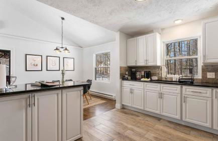 Birchwood by Avantstay Game Room + Lake Access - Foto 26