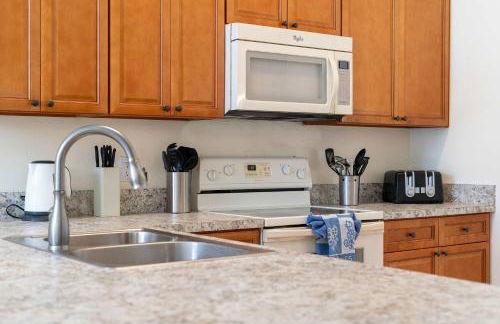 Sunkist Getaway - Photo 38