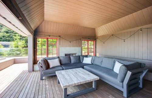 Group-Friendly Newbury Stunner Home Gym, Hot Tub! - Foto 30