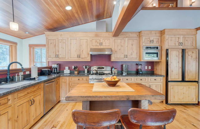 Ward Creek by Avantstay 5 Min Walk to Lake, Deck - Foto 18