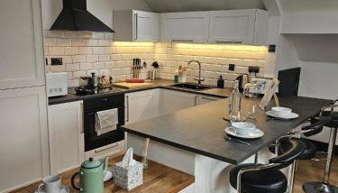 2 Bedroom City Centre Penthouse Loft Apartment - Foto 3