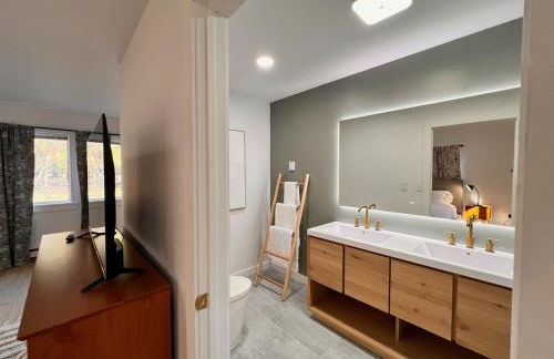 Luxury Woodstock Retreat Hot tub heated pool - Foto 22