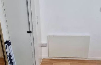 Friendly family apartment comfort sleep 6 close to tube bus airport - Foto 13