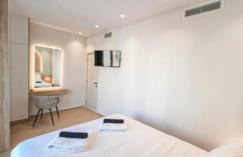 Elea Luxury Apartments - Photo 22