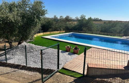 Casa Caraza. Un olivar con vistas al castillo de Juego de Tronos - Foto 48