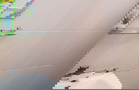 Fahaz Lumut Homestay - Photo 17