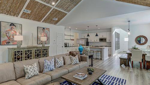 6BD Retreat for 14 with Fire Pit Patio & Lake Access - Foto 4