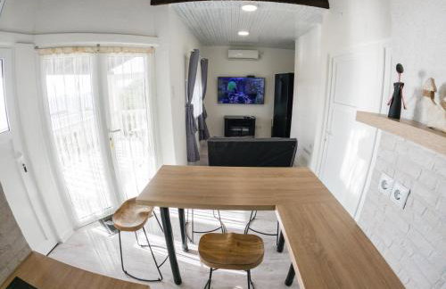 Vis Apartments Ivona i Daria - Photo 11