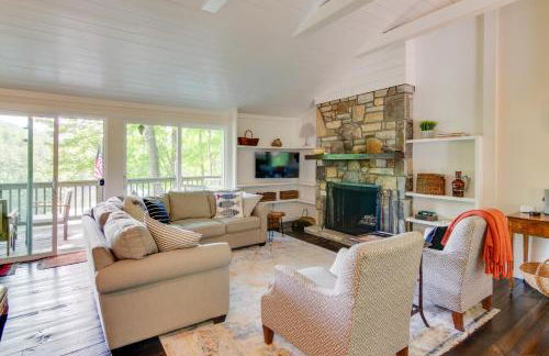 High-End Sapphire Retreat on Fairfield Lake! - Foto 4