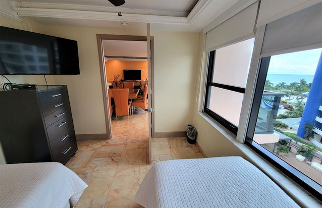 Alexander 807 5 Bedroom Apts by RedAwning - Foto 7