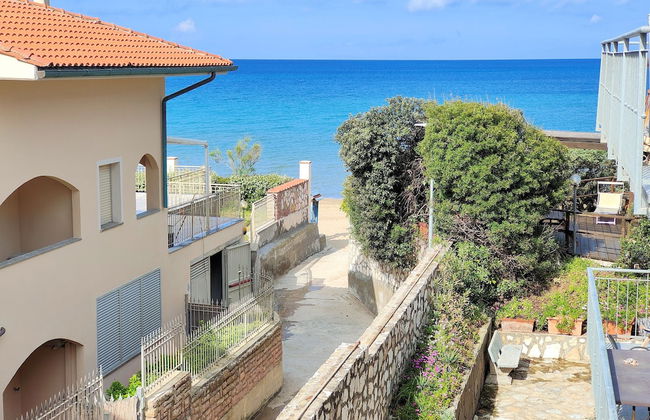 Sea view and ground floor Apartments le Dune - Foto 73