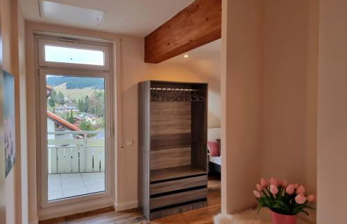 "Deluxe" Ferienwohnung Schwarzwald, 8 Personen, 140 qm, Haus Sonnenschein, 2 Balkone - Foto 9