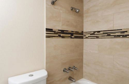 KINGbed resort style pool gym near the heights - Foto 11