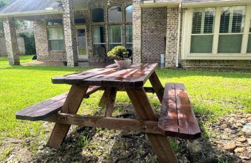 Cozy 4bdrm 3bath Home in The Woodlands - Photo 39